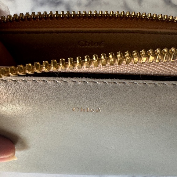 Chloe Leather Zip Around two tone Wallet black and grey - Picture 4 of 7